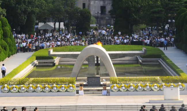 日本廣島長崎原爆75周年 教區千羽鶴紀念碑舉行悼念