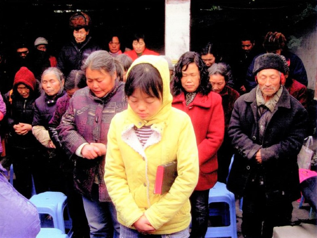 中國禁地下教會在聖母升天節舉行禮儀