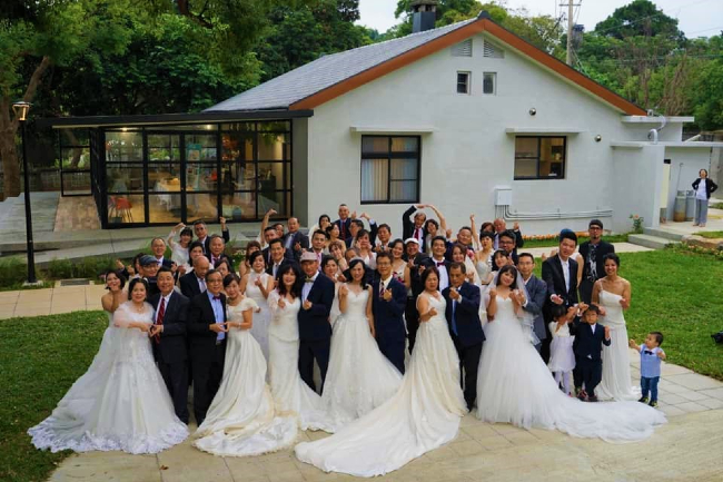 台浸聯會30對牧師夫婦披婚紗 夫婦節發放愛家盟誓