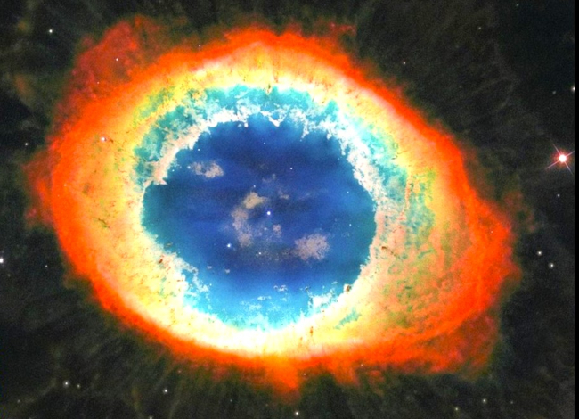 環狀星雲：恆星重生的絢麗