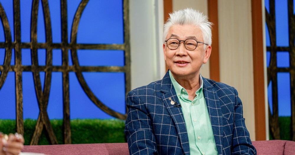 寇紹恩牧師術後康復再傳好消息：已能扶欄站立︰