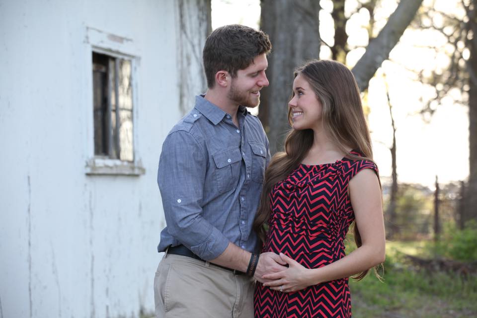 '19 Kids and Counting' Jill and Derick Dillard Share Sweet Video