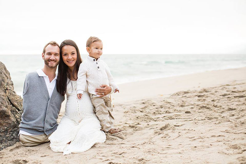 Limbless Evangelist Nick Vujicic Announces Birth of Twin Daughters Ahead of  Christmas: 'Thank You God!' - The Gospel Herald